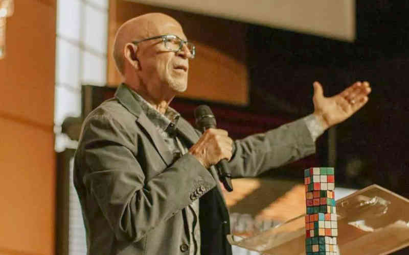 pastor Jorge Linhares