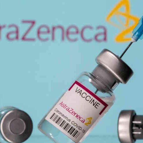 Fabricante de vacinas, a farmacêutica AstraZeneca também desenvolve medicamento contra a Covid-19 Foto: Dado Ruvic / REUTERS